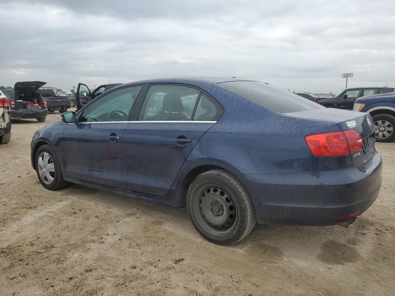 Изображение 2 2013 VOLKSWAGEN JETTA SE 2013 с VIN 3VWDP7AJ0DM208487