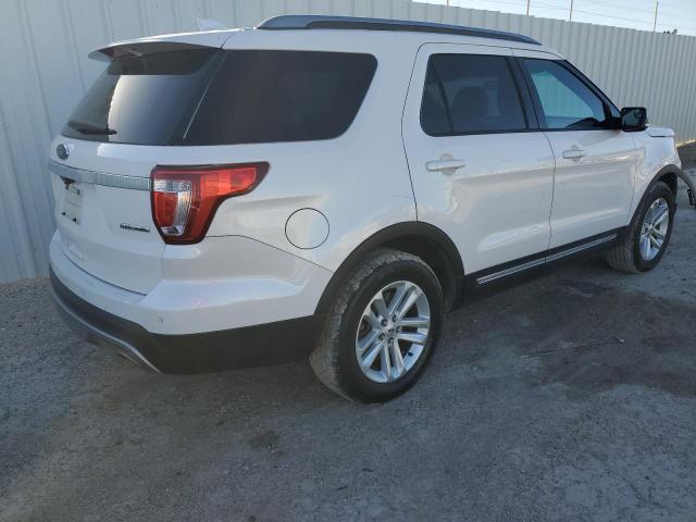 Image 3 of 2016 FORD EXPLORER XLT 2016 with VIN 1FM5K7D88GGC85715