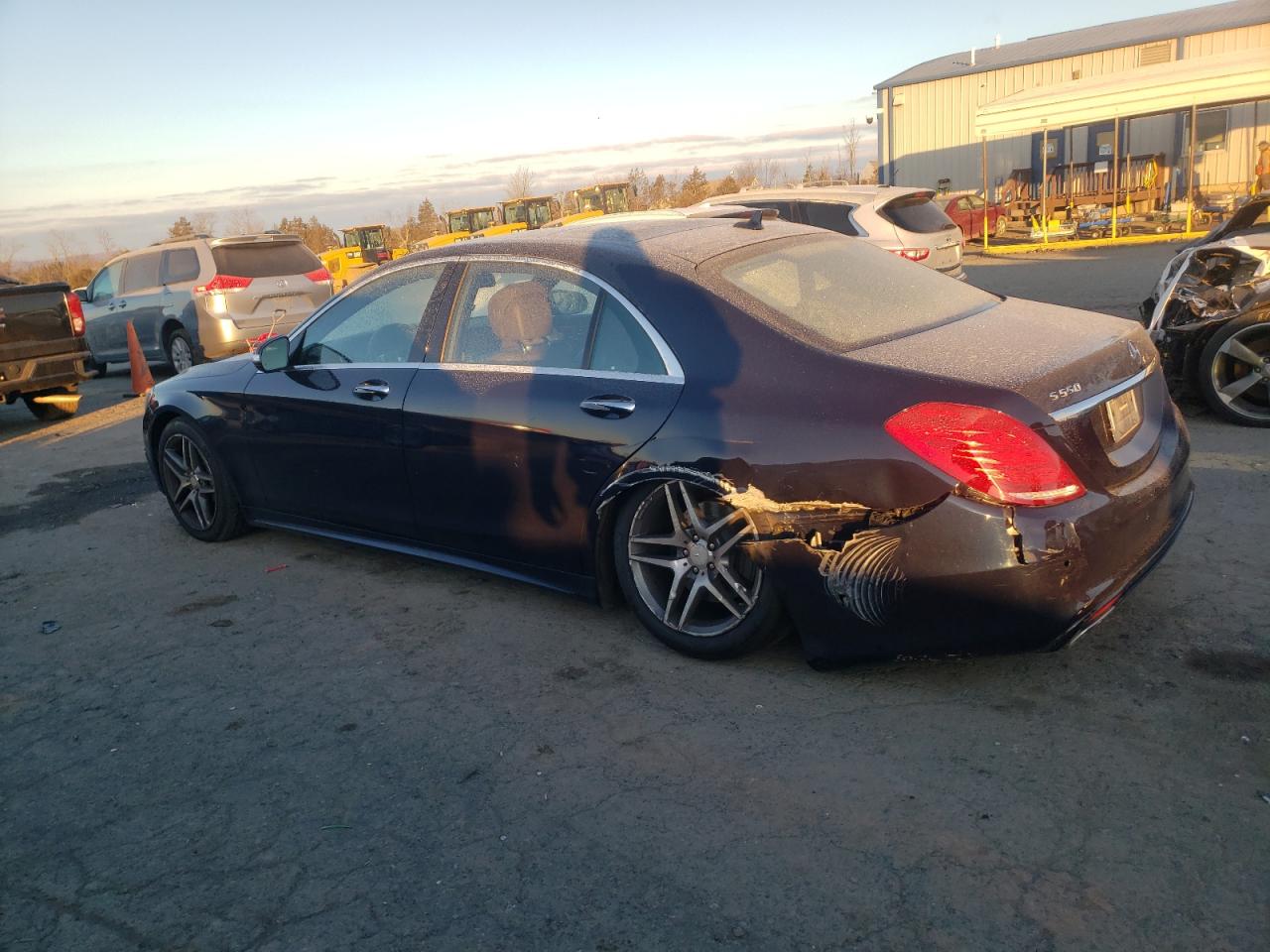 Image 2 of 2014 MERCEDES-BENZ S 550 2014 with VIN WDDUG8CB3EA043697