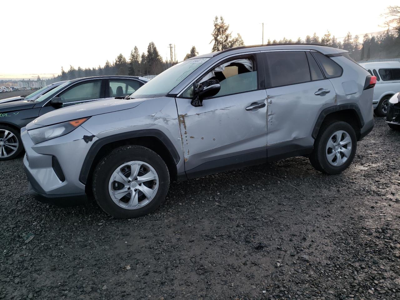 2021 TOYOTA RAV4 LE 2021 image