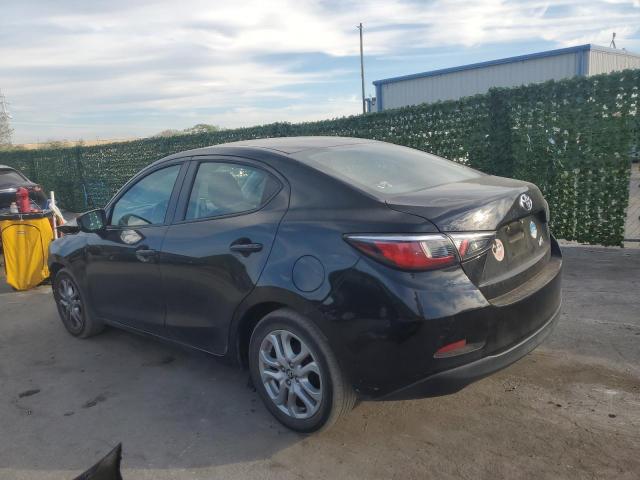 Obraz 2 z 2017 TOYOTA YARIS IA  2017 z VIN 3MYDLBYV8HY163387