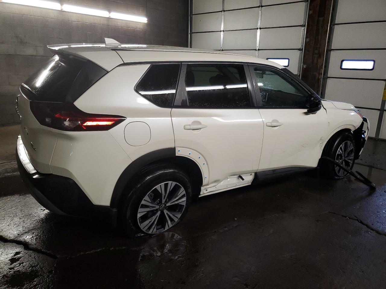 Obraz 3 z 2023 NISSAN ROGUE SV 2023 z VIN JN8BT3BB2PW194218