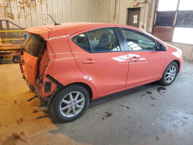 Image 3 of 2012 TOYOTA PRIUS C  2012 with VIN JTDKDTB33C1020148