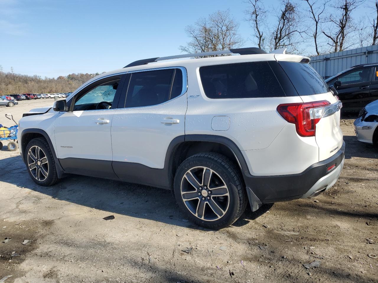 Image 2 of 2020 GMC ACADIA SLT 2020 with VIN 1GKKNULS8LZ144950