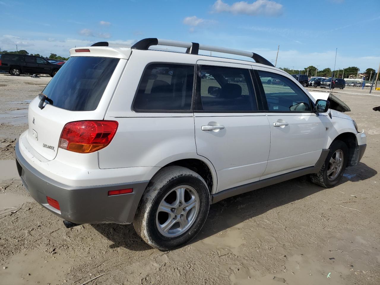 Изображение 3 2003 MITSUBISHI OUTLANDER LS 2003 с VIN JA4LX31G53U109440