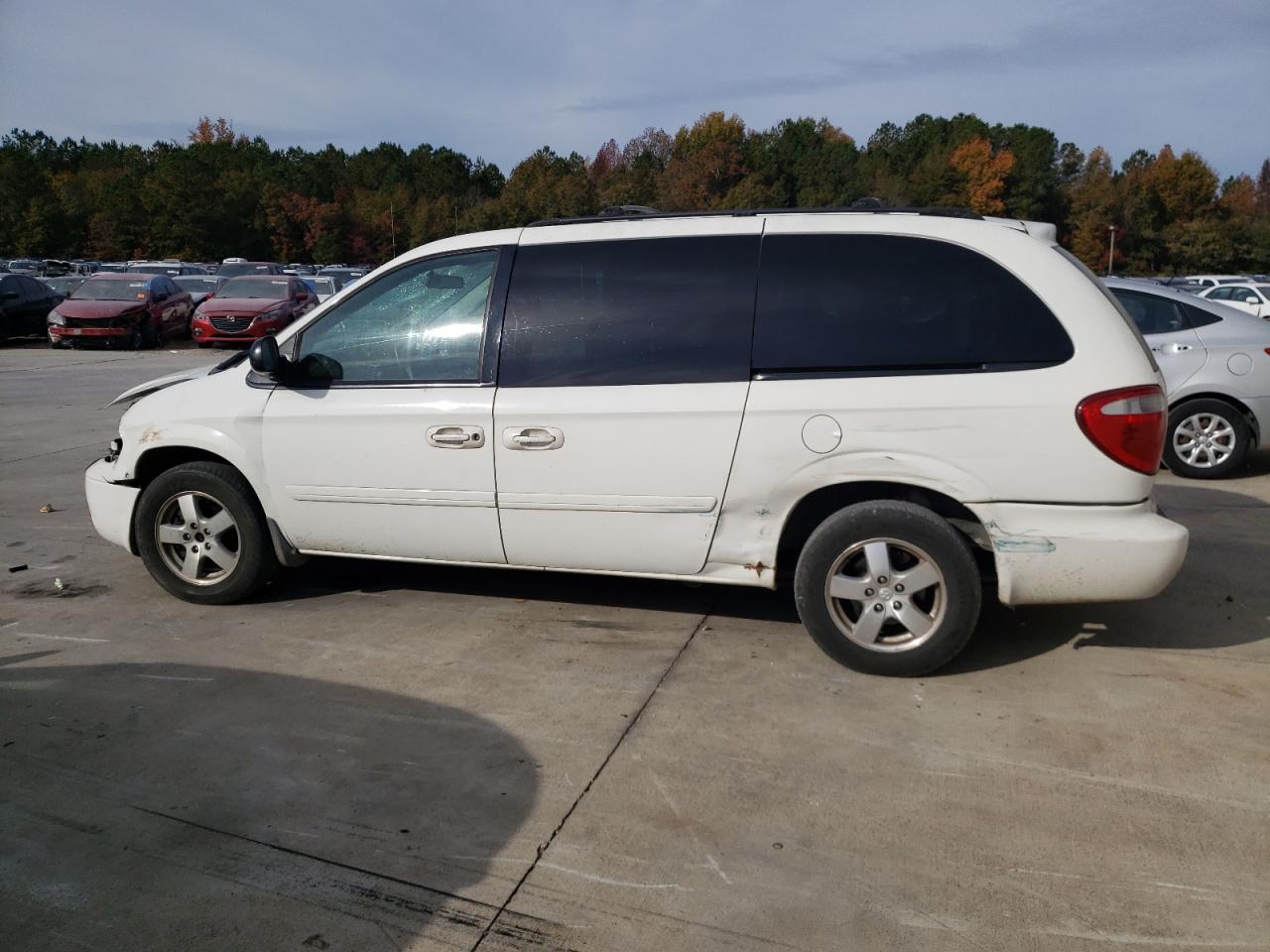 Obraz 2 z 2007 DODGE GRAND CARAVAN SXT 2007 z VIN 2D4GP44LX7R118405