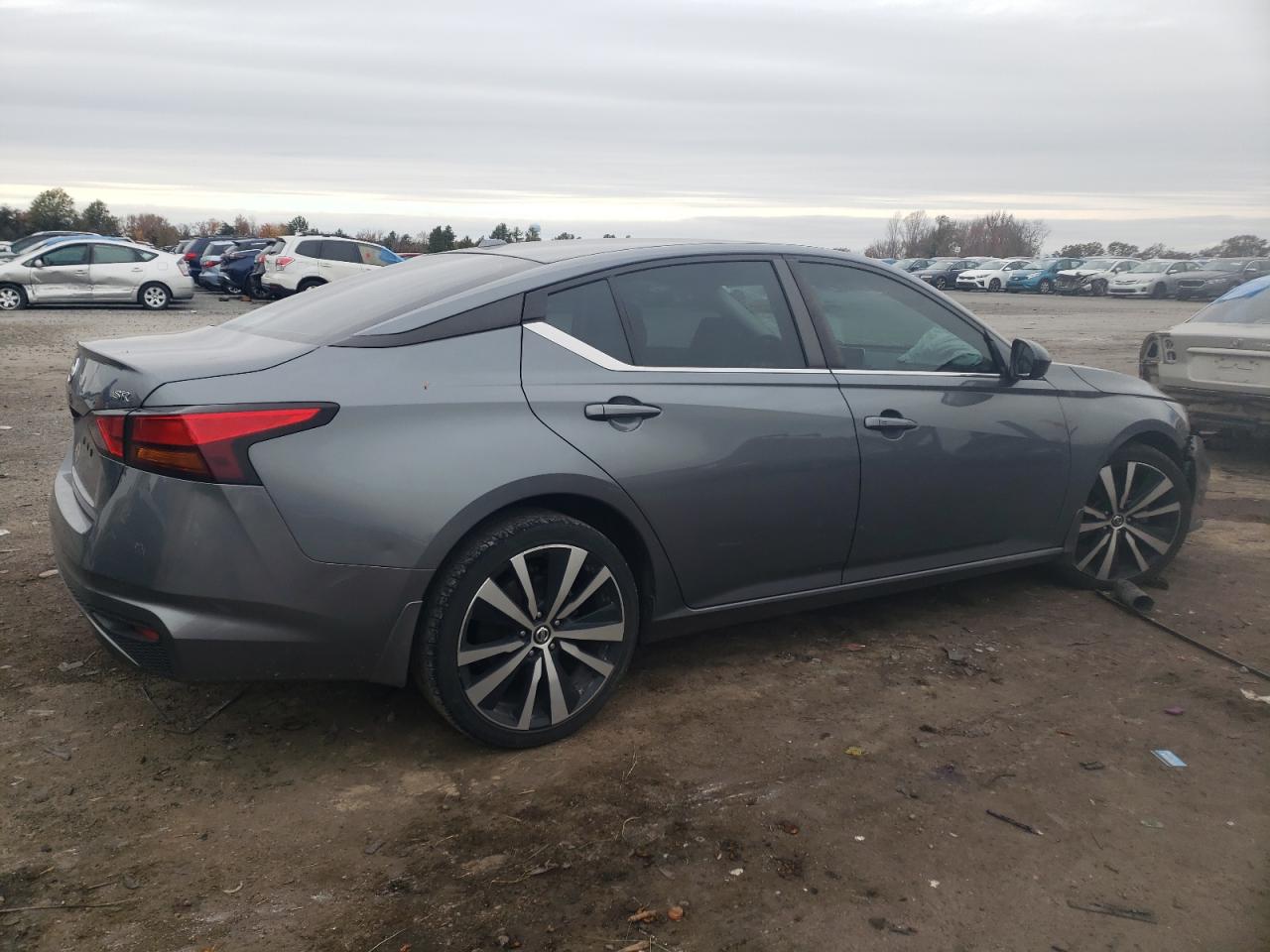Obraz 3 z 2019 NISSAN ALTIMA SR 2019 z VIN 1N4BL4CVXKC185941
