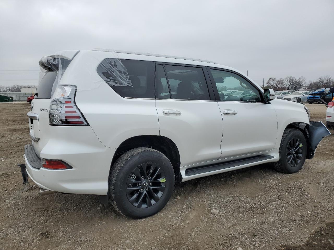 Image 3 of 2023 LEXUS GX 460 2023 with VIN JTJAM7BX8P5367637