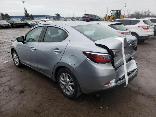 Obraz 2 z 2018 TOYOTA YARIS IA  2018 z VIN 3MYDLBYV1JY327035