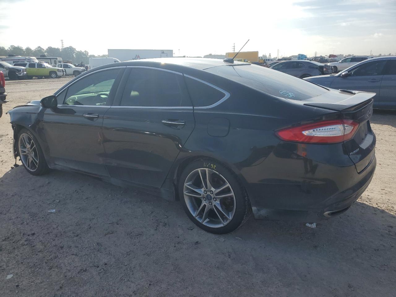 Obraz 2 z 2016 FORD FUSION TITANIUM 2016 z VIN 3FA6P0K99GR186378