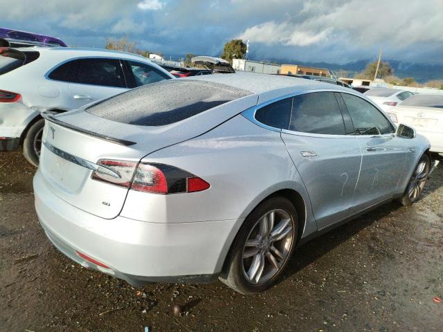 Image 3 of 2013 TESLA MODEL S  2013 with VIN 5YJSA1CG2DFP07533