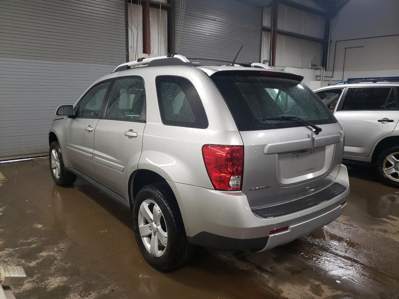 Image 2 of 2007 PONTIAC TORRENT  2007 with VIN 2CKDL63F276122588