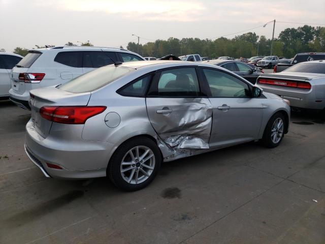 Image 3 of 2018 FORD FOCUS SE 2018 with VIN 1FADP3F24JL231318