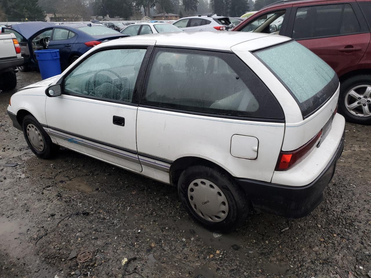Image 2 of 1993 GEO METRO  1993 with VIN 2C1MR246XP6755561