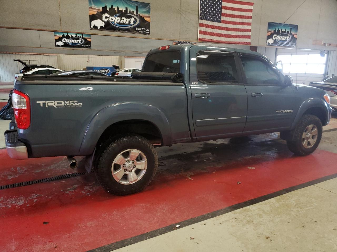 Изображение 3 2006 TOYOTA TUNDRA DOUBLE CAB SR5 2006 с VIN 5TBDT44146S539075