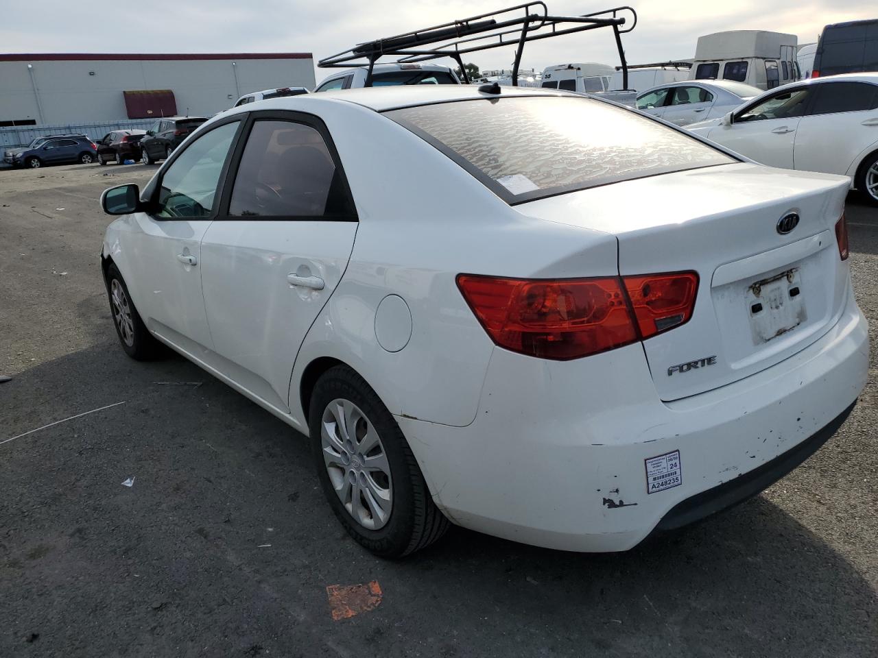 Изображение 2 2013 KIA FORTE LX 2013 с VIN KNAFT4A2XD5656379