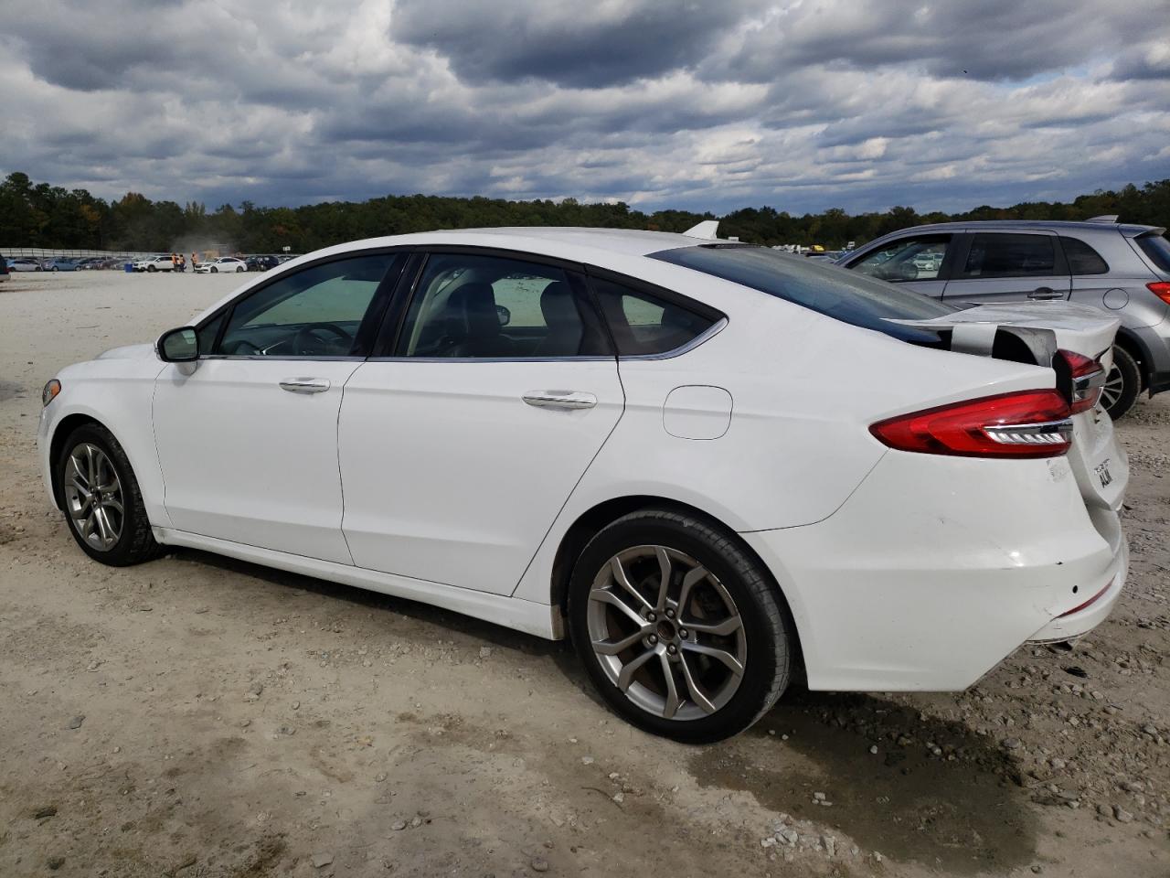 Image 2 of 2020 FORD FUSION SEL 2020 with VIN 3FA6P0CD1LR206412