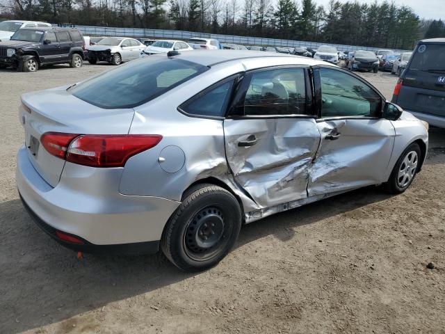 Image 3 of 2018 FORD FOCUS S 2018 with VIN 1FADP3E27JL300178