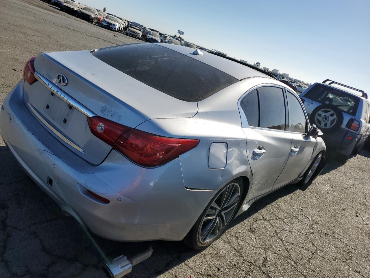Obraz 3 z Infiniti Q50 Base 2014 z VIN JN1BV7AP4EM684455