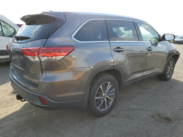 Obraz 3 z 2017 TOYOTA HIGHLANDER SE 2017 z VIN 5TDJZRFH1HS452804