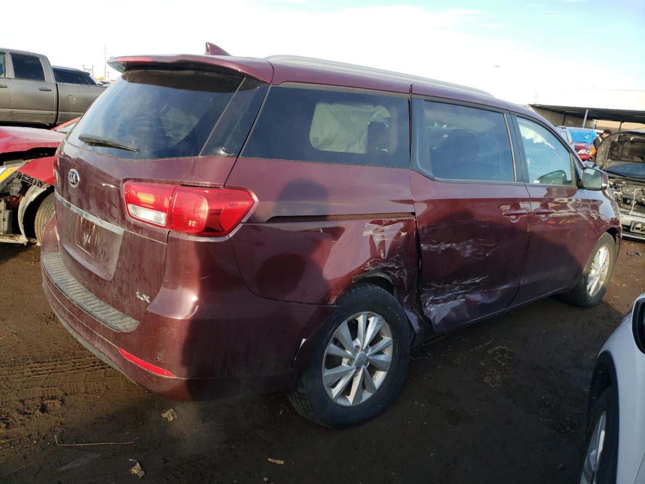 Image 3 of 2018 KIA SEDONA LX 2018 with VIN KNDMB5C16J6385978