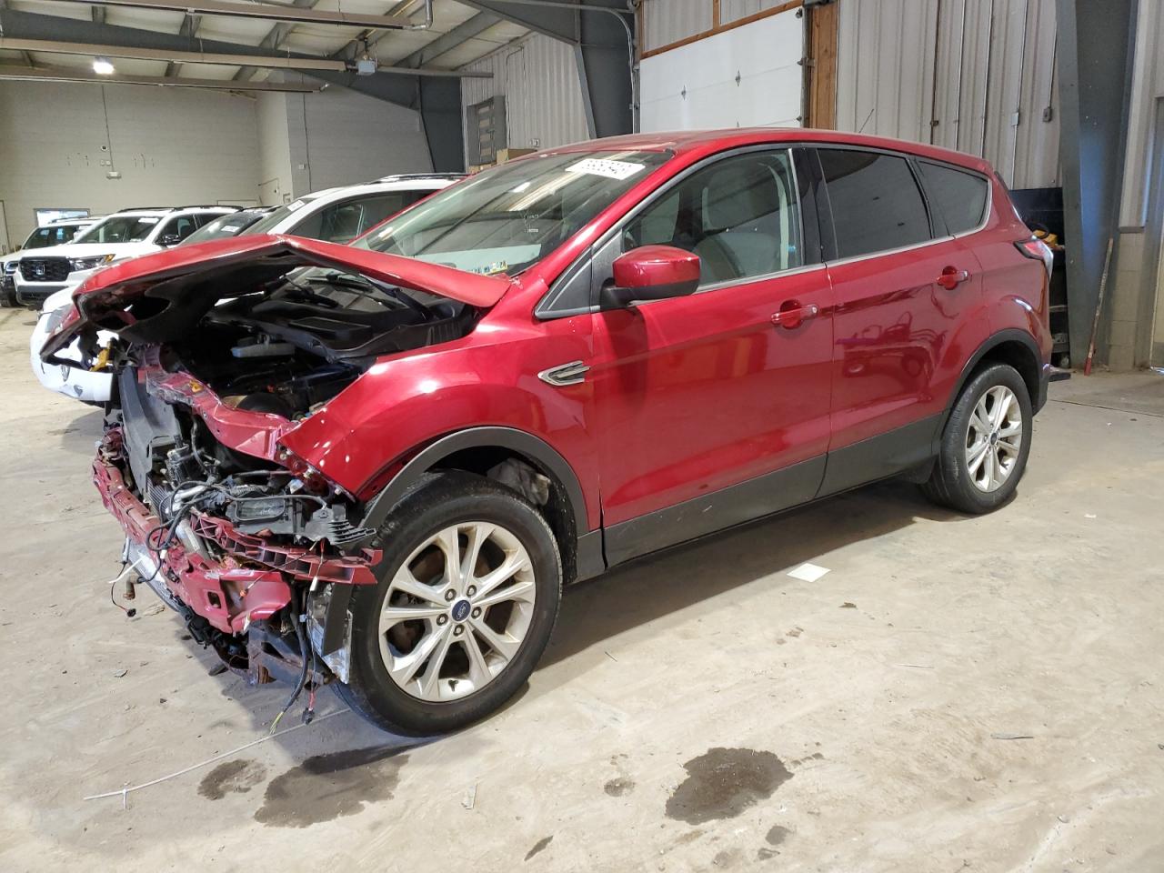 Изображение 2017 FORD ESCAPE SE 2017
