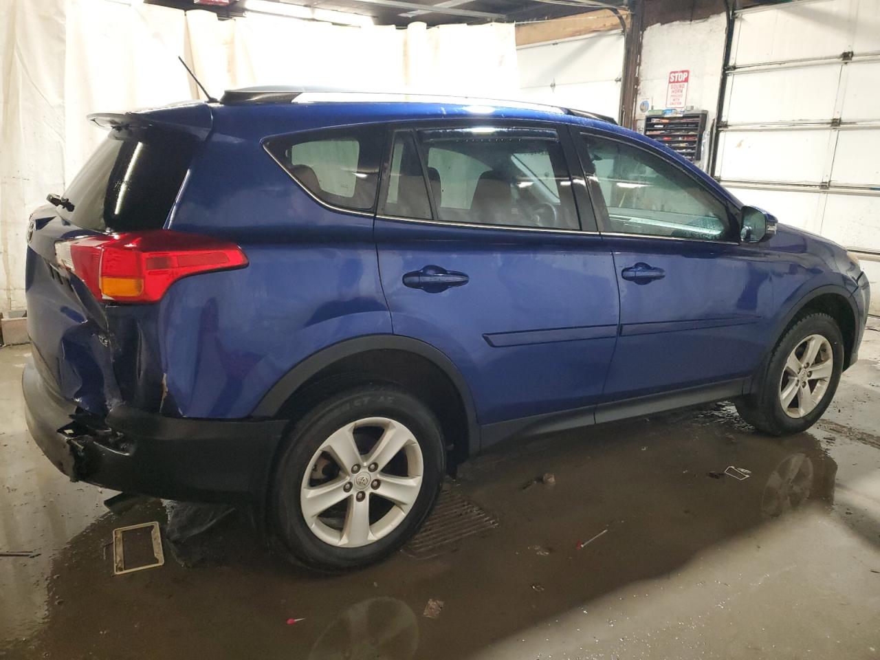 Image 3 of 2014 TOYOTA RAV4 XLE 2014 with VIN 2T3WFREVXEW109960
