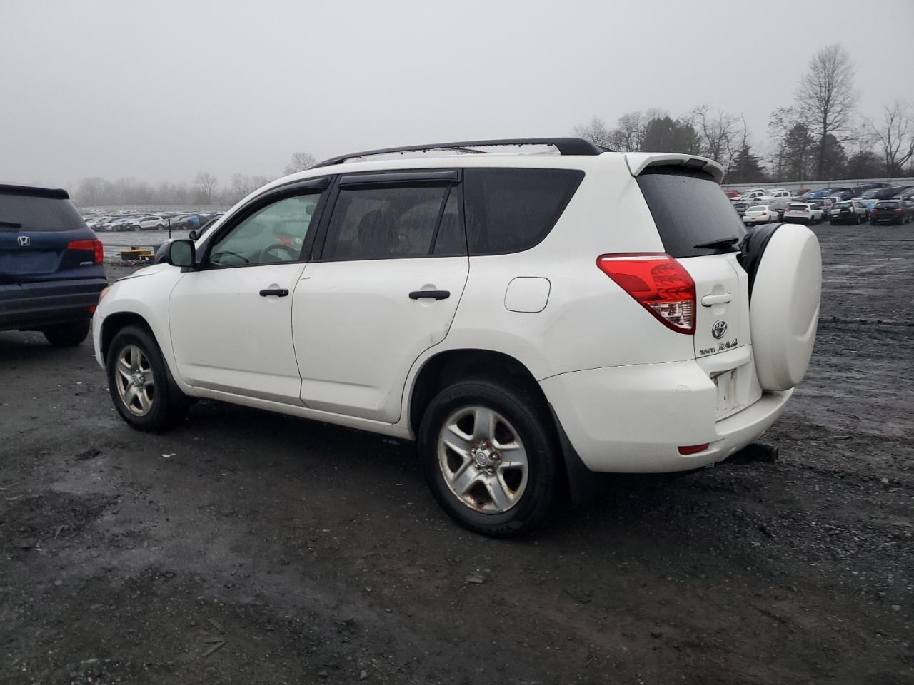 Изображение 2 2008 TOYOTA RAV4  2008 с VIN JTMBD33V685145533