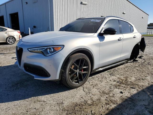 Изображение 1 2020 ALFA ROMEO STELVIO  2020 с VIN ZASPAKAN6L7C75781