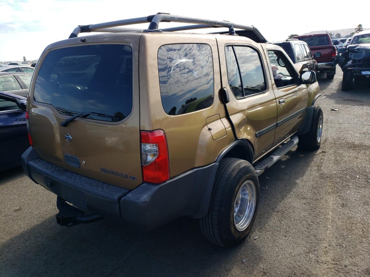 Obraz 3 z 2000 NISSAN XTERRA XE 2000 z VIN 5N1ED28T3YC592021