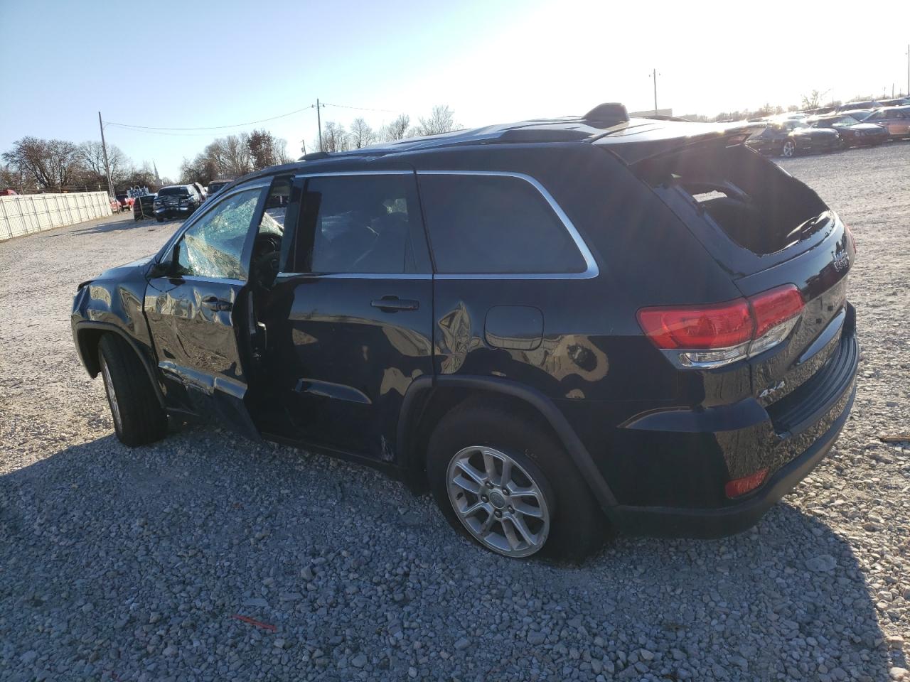 Image 2 of 2018 JEEP GRAND CHEROKEE LAREDO 2018 with VIN 1C4RJFAG8JC376917