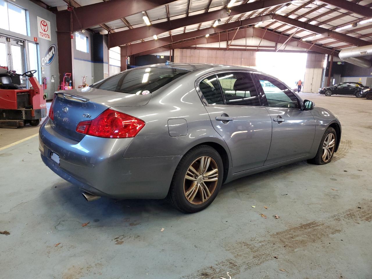 Obraz 3 z 2013 INFINITI G37  2013 z VIN JN1CV6AR5DM765897