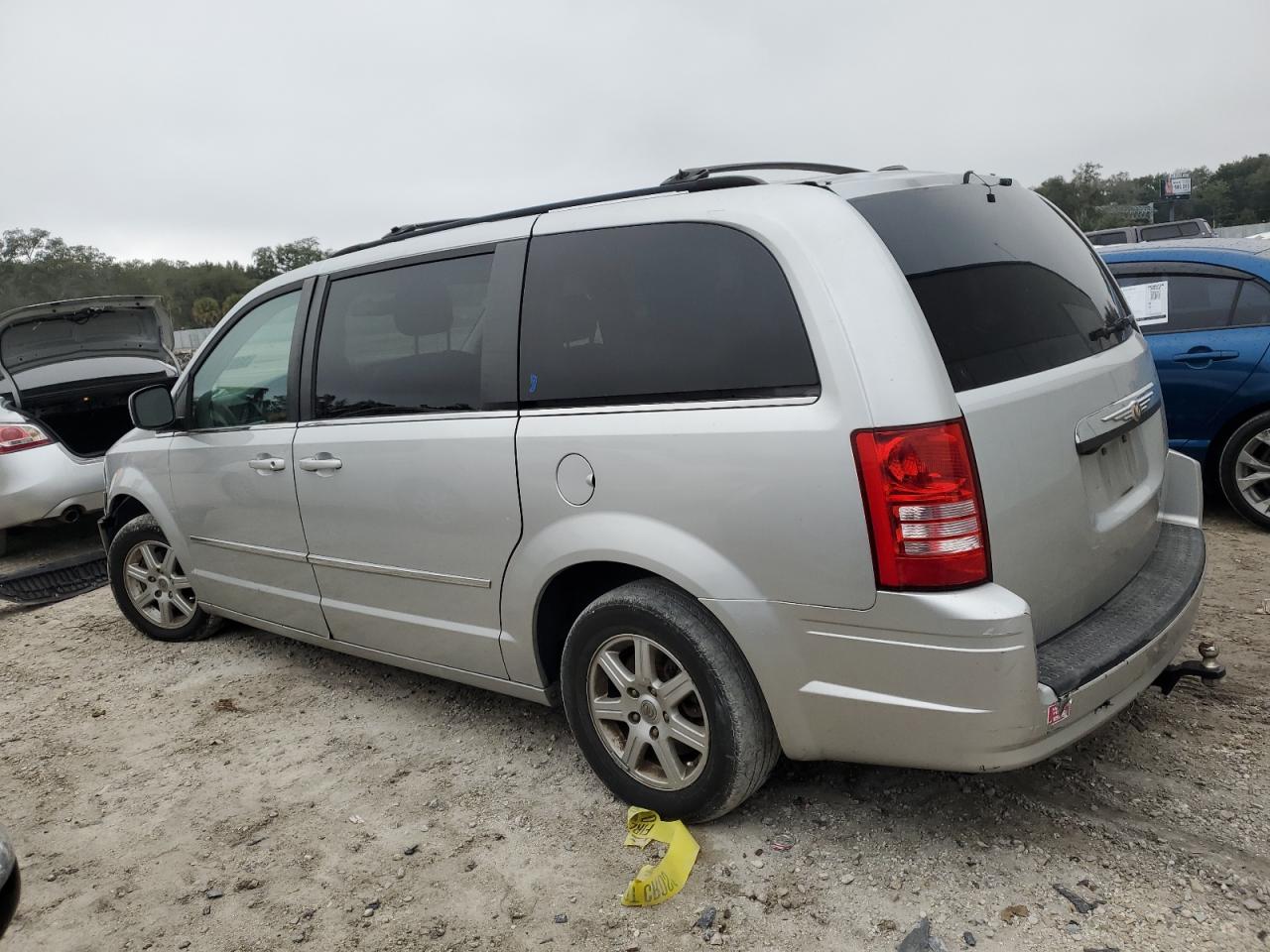 Obraz 2 z 2010 CHRYSLER TOWN & COUNTRY TOURING PLUS 2010 z VIN 2A4RR8DX5AR480265