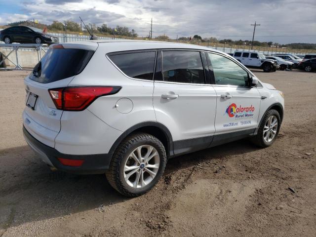 Image 3 of 2019 FORD ESCAPE SE 2019 with VIN 1FMCU9GDXKUC54045