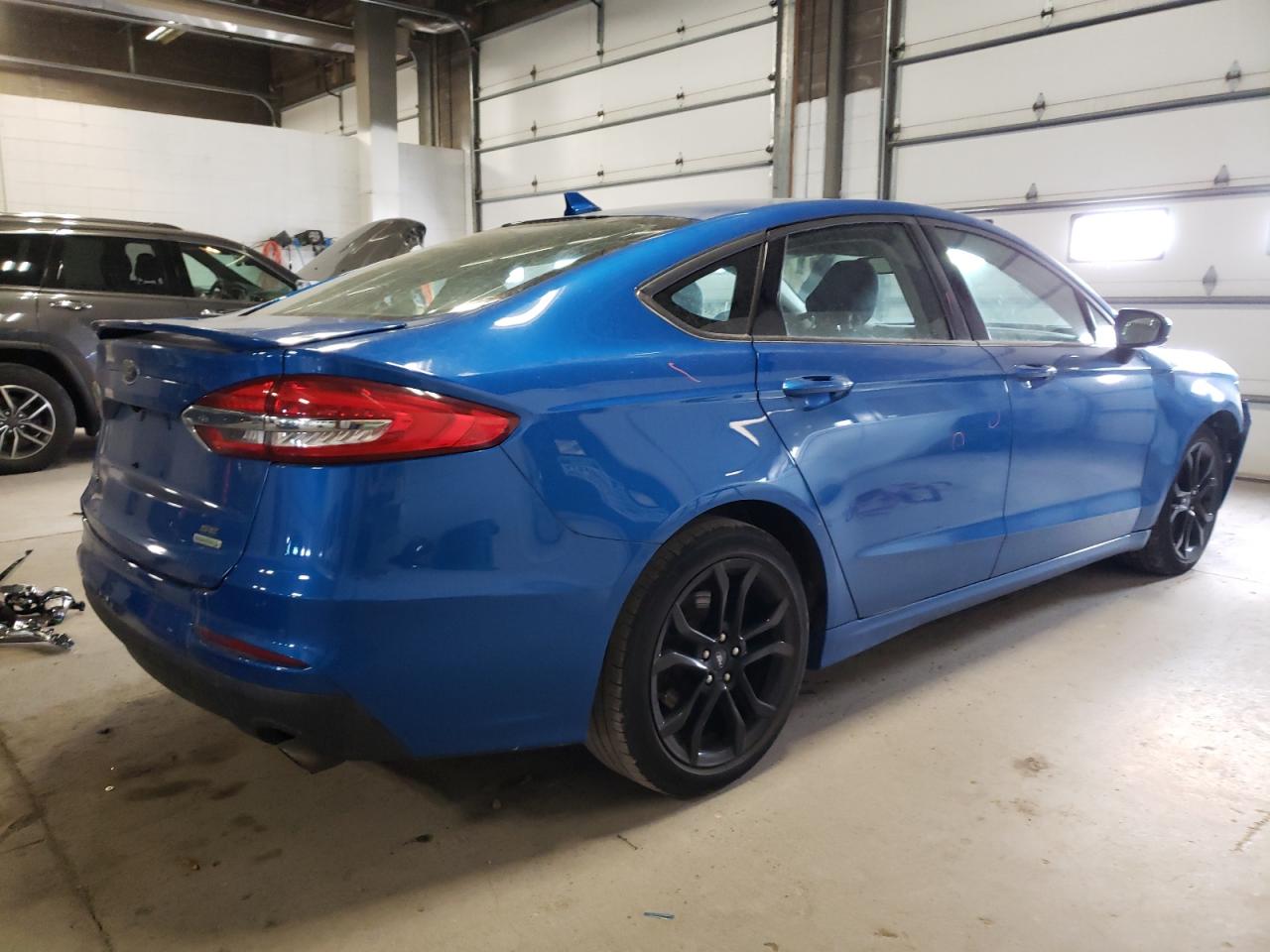 Image 3 of 2020 FORD FUSION SE 2020 with VIN 3FA6P0HD7LR185719