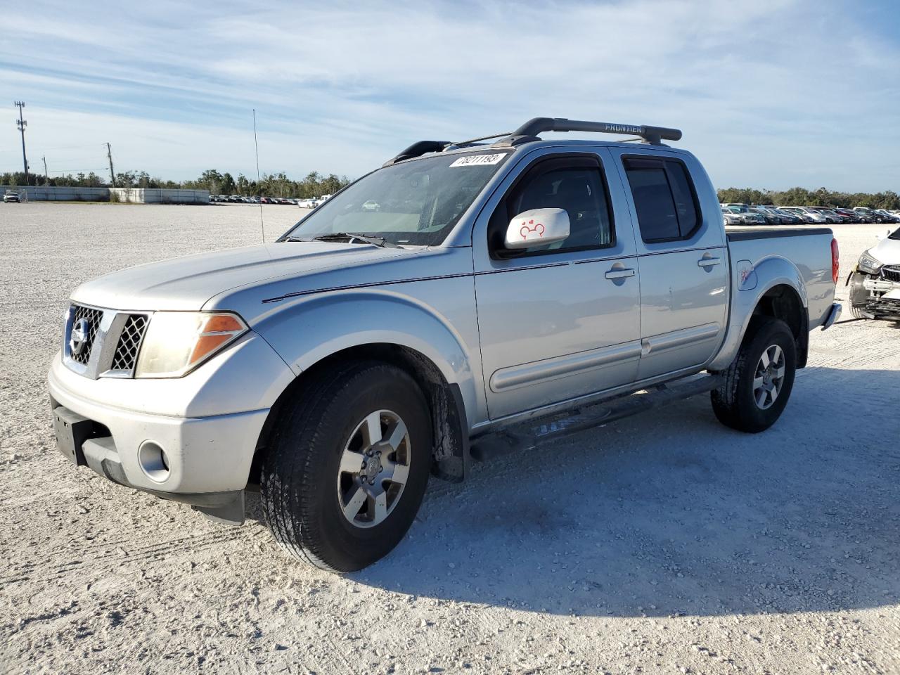2007 NISSAN FRONTIER CREW CAB LE 2007 image