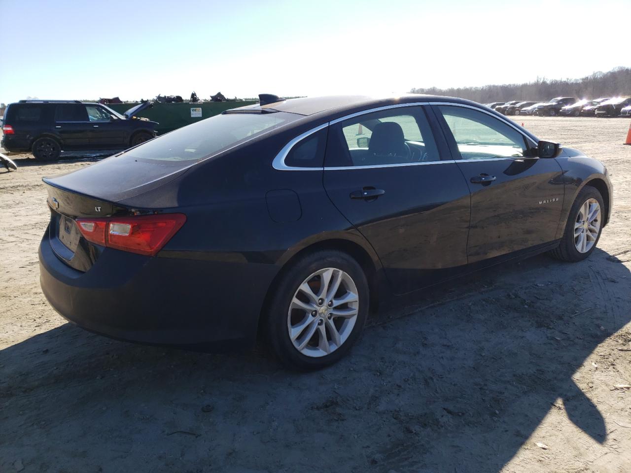 Изображение 3 2016 CHEVROLET MALIBU LT 2016 с VIN 1G1ZE5ST1GF324345