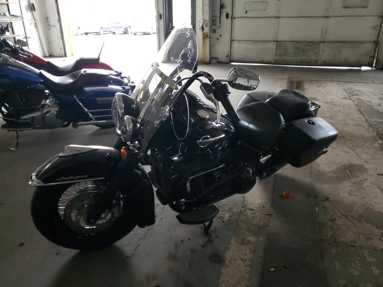 Image 2 of 2019 HARLEY-DAVIDSON FLHCS  2019 with VIN 1HD1YBK2XKB067864