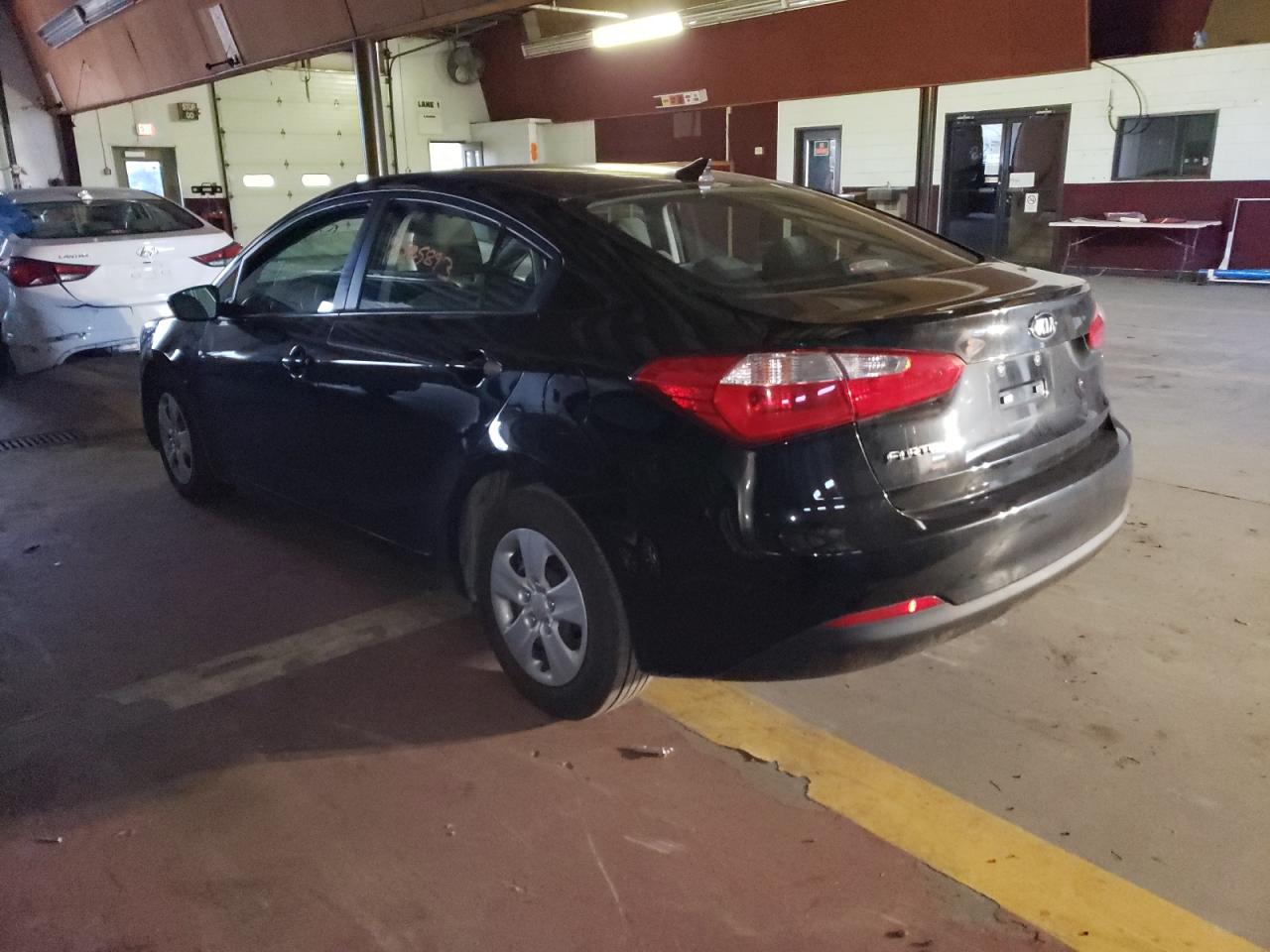 Obraz 2 z 2015 KIA FORTE LX 2015 z VIN KNAFK4A6XF5386143