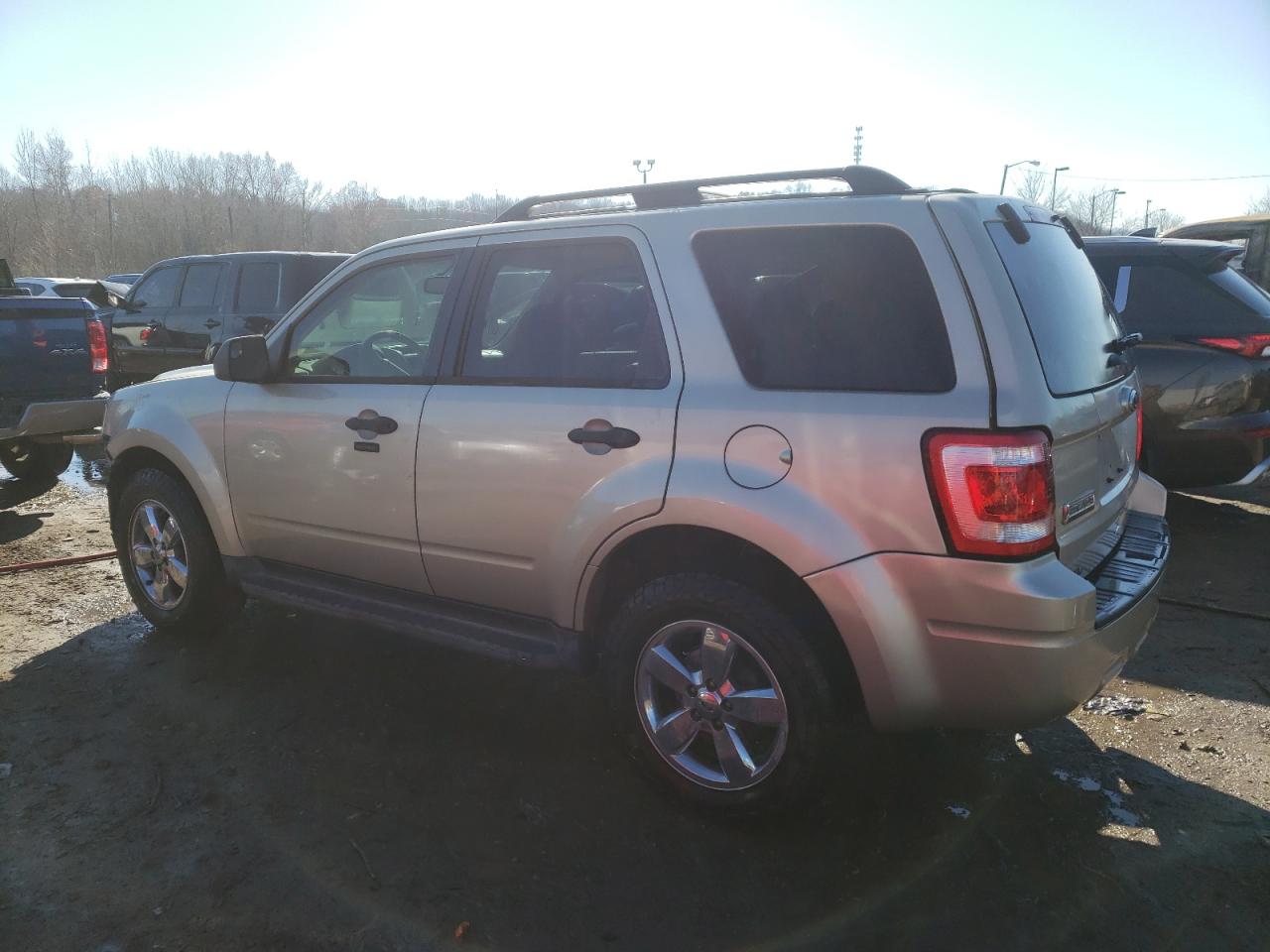 Image 2 of 2012 FORD ESCAPE XLT 2012 with VIN 1FMCU0D72CKB26762