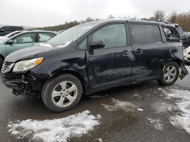 Image 1 of 2015 TOYOTA SIENNA LE 2015 with VIN 5TDKK3DC0FS615808