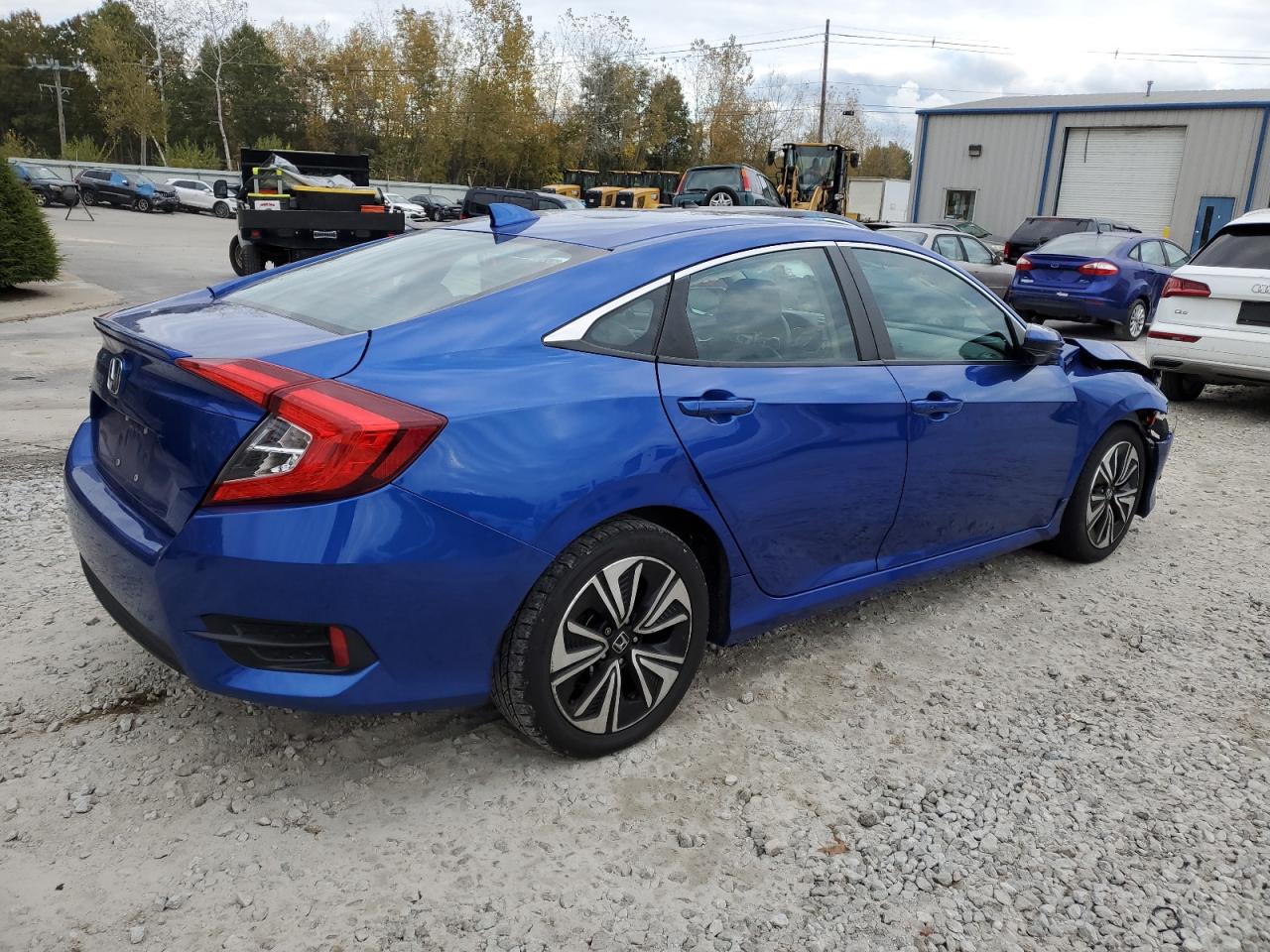 Image 3 of 2017 HONDA CIVIC EXL 2017 with VIN 2HGFC1F71HH633532