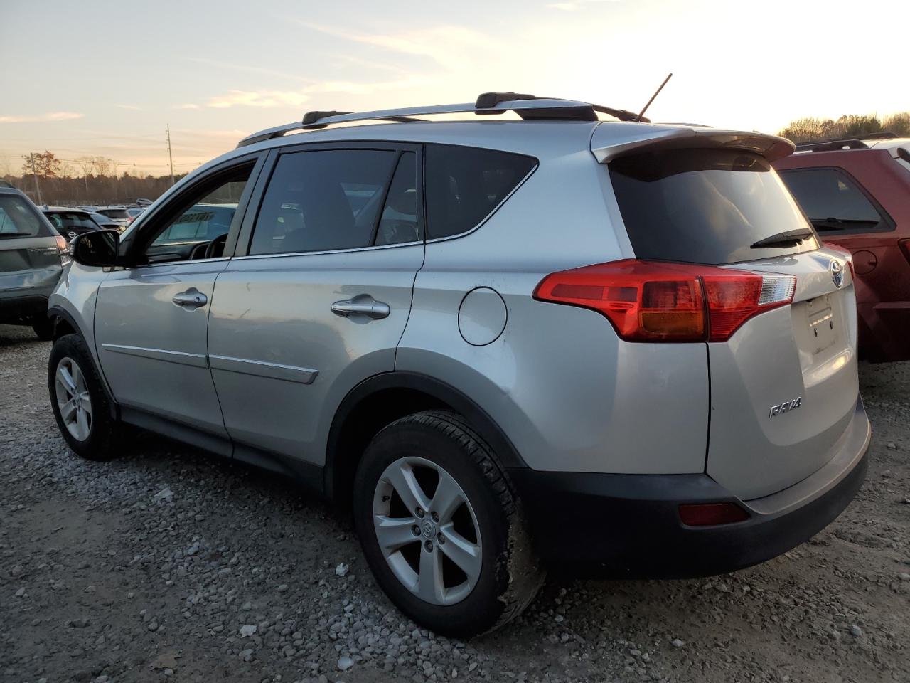 Image 2 of 2013 TOYOTA RAV4 XLE 2013 with VIN JTMRFREV0D5020515