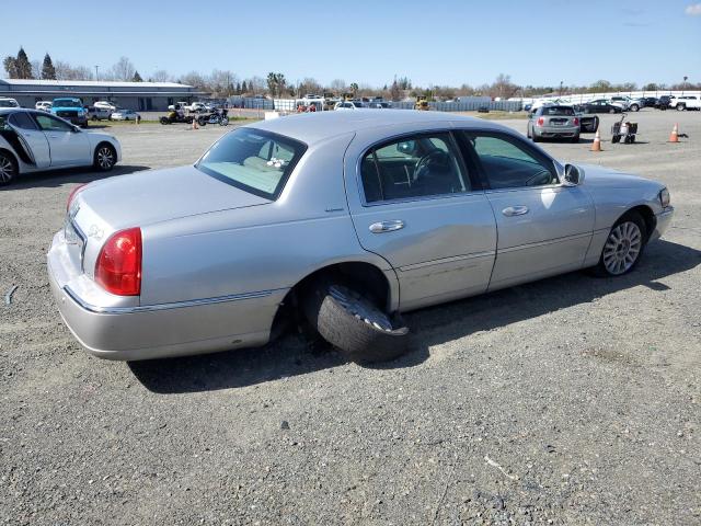 Изображение 3 2004 LINCOLN TOWN CAR EXECUTIVE 2004 с VIN 1LNHM81W14Y687808