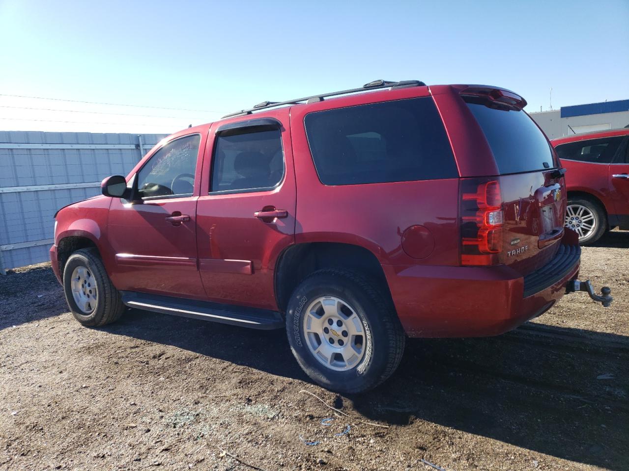 Image 2 of 2013 CHEVROLET TAHOE K1500 LS 2013 with VIN 1GNSKAE02DR375897