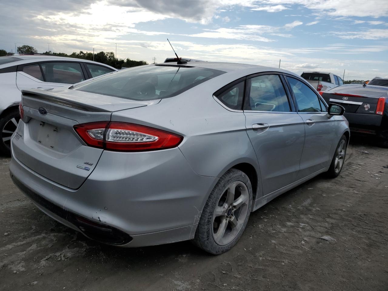 Obraz 3 z 2015 FORD FUSION SE 2015 z VIN 3FA6P0T99FR286834