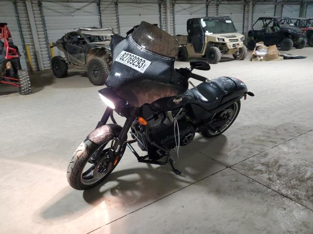 Obraz 2 z 2013 VICTORY MOTORCYCLES HAMMER 8-BALL 2013 z VIN 5VPHA36NXD3026499