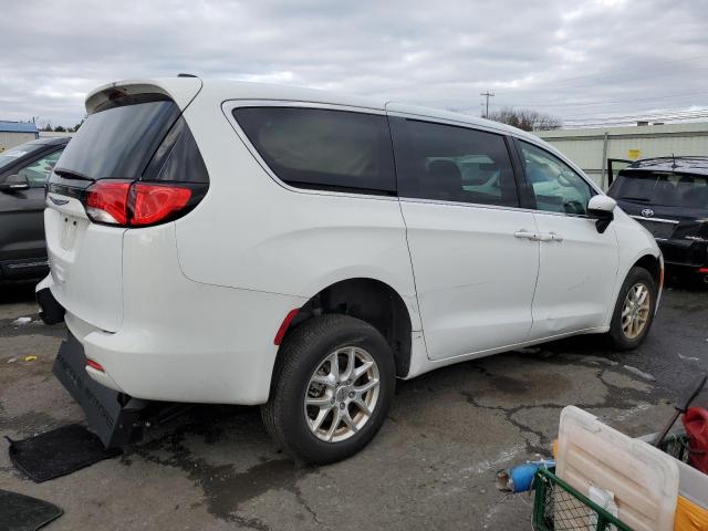 Image 3 of 2022 CHRYSLER VOYAGER LX 2022 with VIN 2C4RC1CG0NR103526