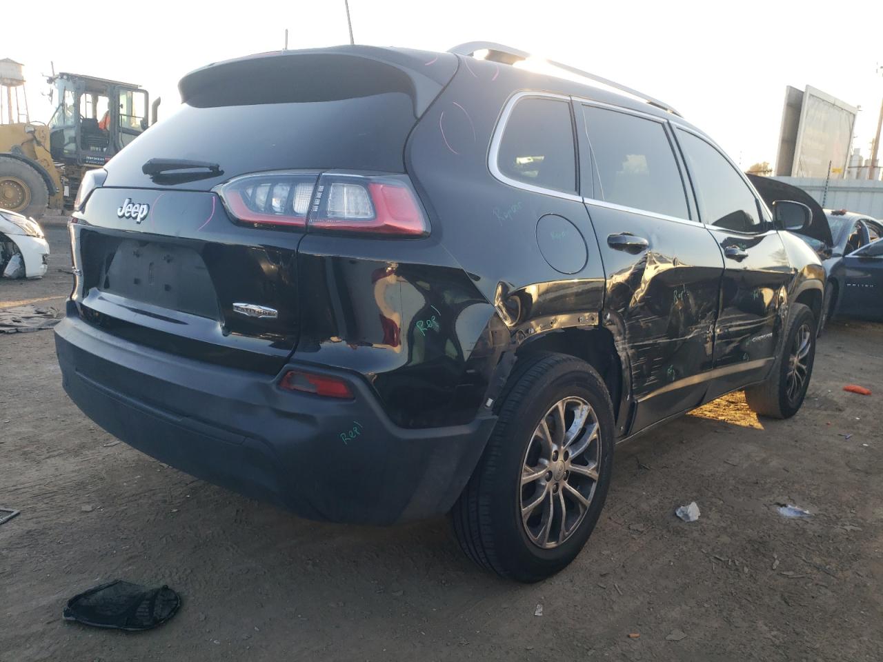 Image 3 of 2019 JEEP CHEROKEE LATITUDE 2019 with VIN 1C4PJMCB1KD309505