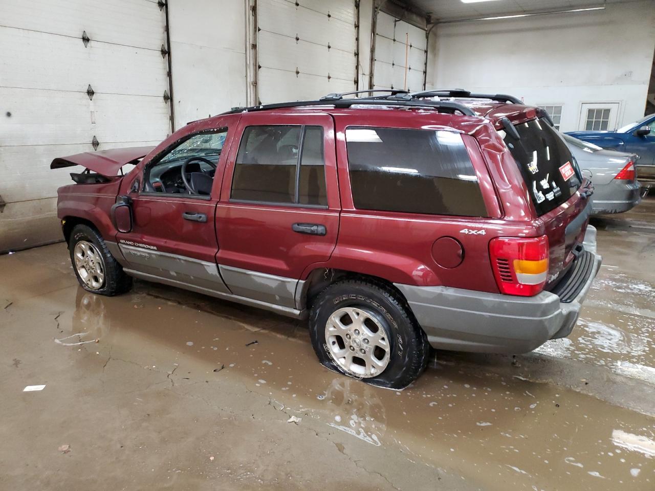 Obraz 2 z 1999 JEEP GRAND CHEROKEE LAREDO 1999 z VIN 1J4GW58SXXC796534